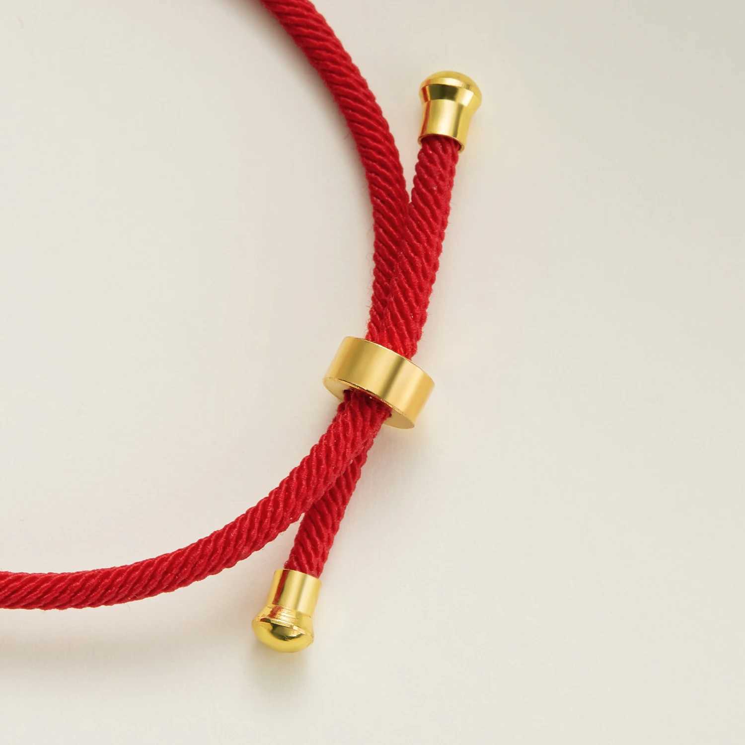 Stainless Steel Gold Color A-Z Heart Initial Letter Bracelet for Women Lucky Red Adjustable Rope Bracelet Charm Jewelry Gift XJ250707