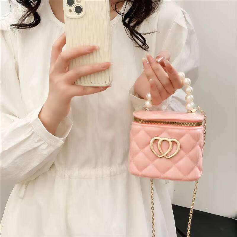 DHgargets Latest Arrival Heart Chain Crossbody Bucket Pearl Mini Cute PVC Candy Color Jelly Bag for Girls
