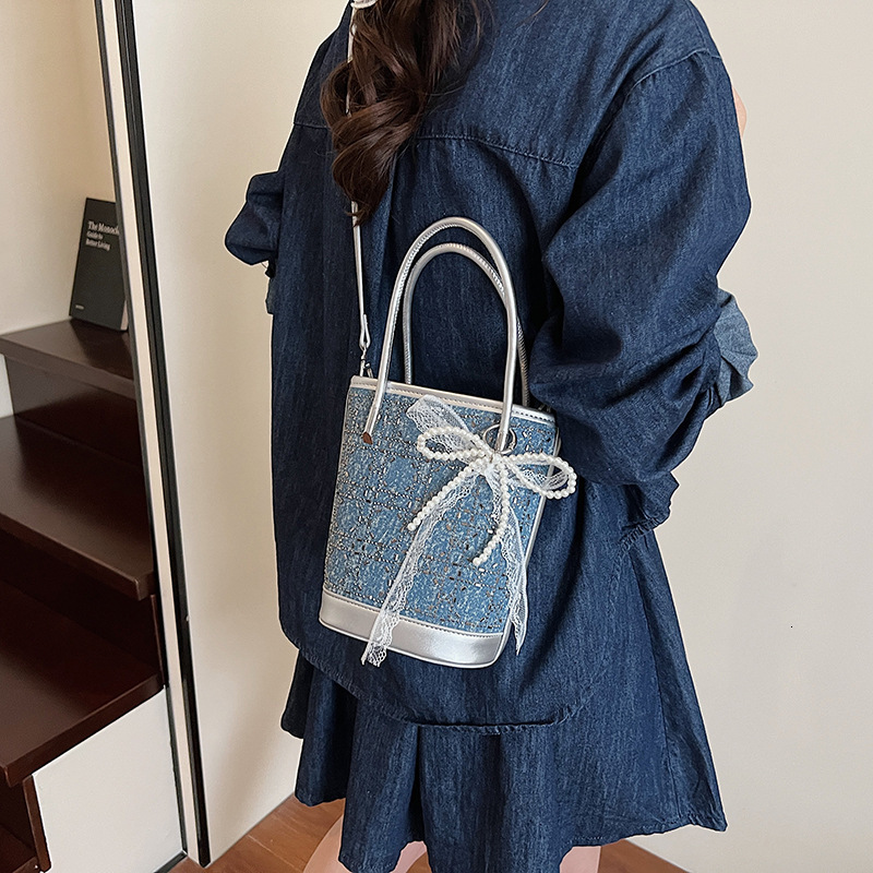 Free shipping designer High-Quality Light Luxury Shiny Diamond Small Bag for Women 2025 New Trendy Fashion Versatile Underarm Bag Summer Crossbody Bag
