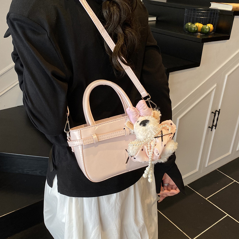 Free shipping designer Fashionable and Stylish Handbag Small Bucket Bag for Women 2025 New Summer Niche High-End Crossbody Bag Handheld Bag