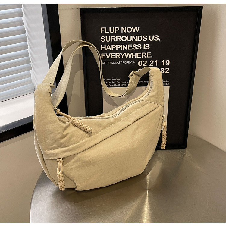 Free shipping designer Casual Dumpling Bag High-Quality Texture Versatile Large Capacity Crossbody Bag for Women New Model for Class Commuting Canvas 