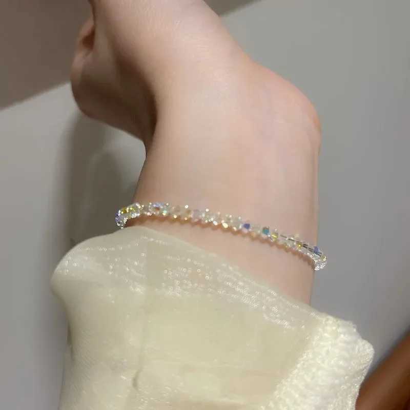 Shiny Transparent White Thin Crystal Bracelet for Women Simple Refracted Colorful Light Stretch Bracelet 2023 Jewelry Party Gift XJ250707