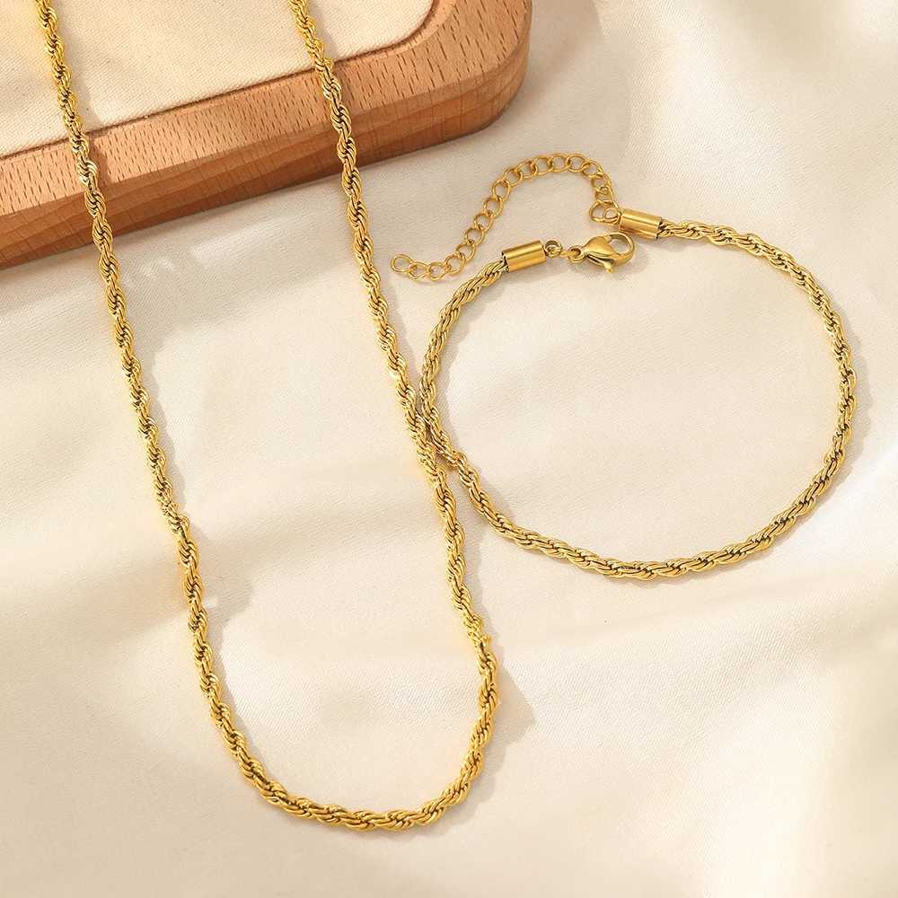 Stainless Steel Set Simple Fashion Hip Hop Twist Chain Necklace Bracelet Set Womens Daily Commuter Jewelry Accessories XJ250707