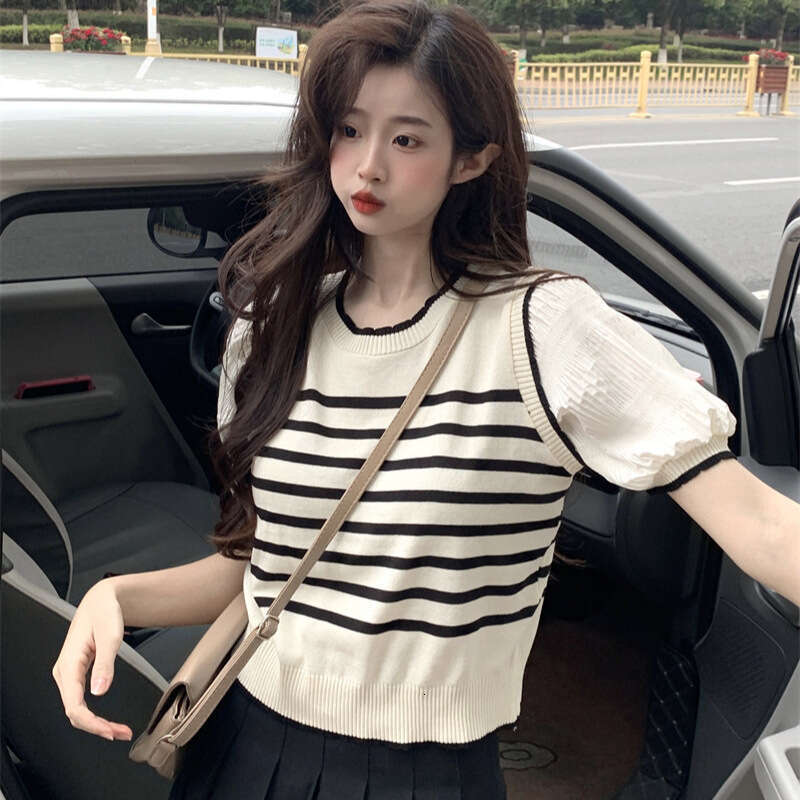 French Style Patchwork Striped Fake Two-Piece Knitted Sweater For Women Summer New Age-Reducing Stylish Puff Short Sleeve T-Shirt Top B5