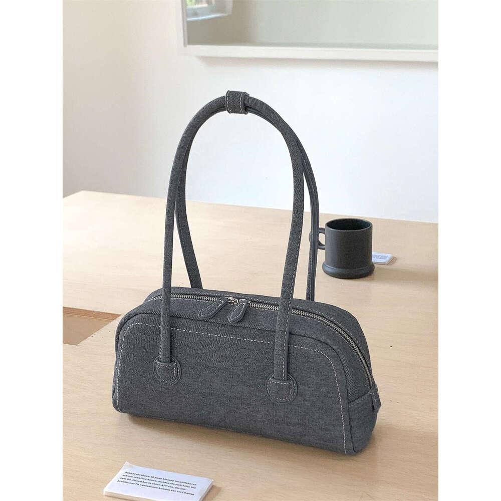 New Shoulder Bag for Women's Small Square Bag for Spring/Summer 2025 Cross border Handheld Underarm Bag with High Luxury