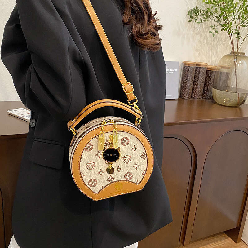 New High-End Round Fashion Versatile Small Women's Crossbody Handbag Shoulder Bag