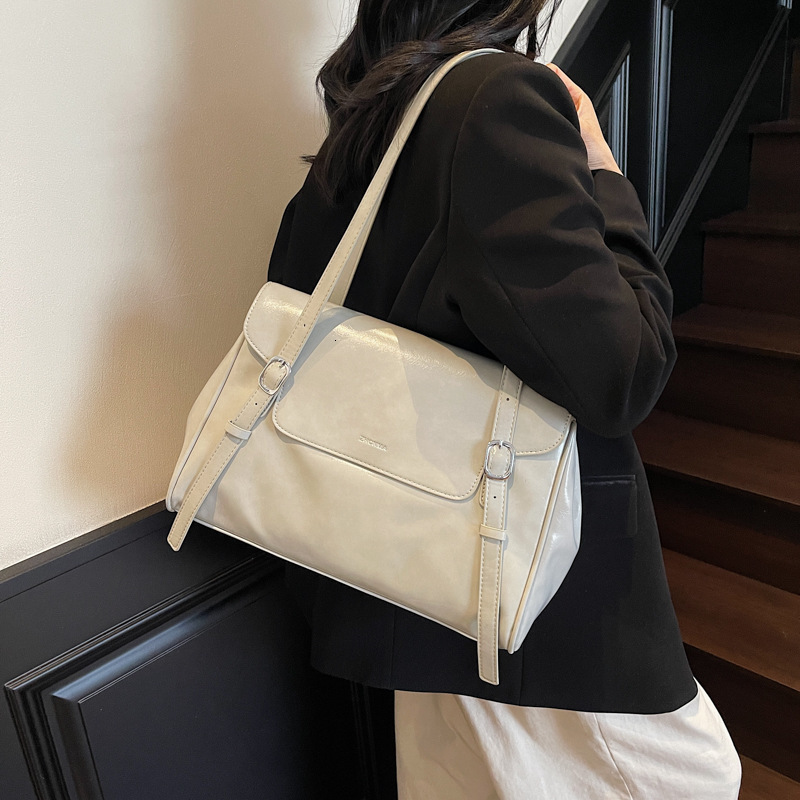Free shipping designer Vintage Bag for Women Summer Trend High-End Feel Single Shoulder Bag Large Capacity Tote Bag Commuter Handbag