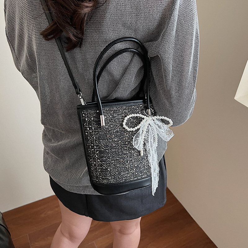 Free shipping designer High-Quality Light Luxury Shiny Diamond Small Bag for Women 2025 New Trendy Fashion Versatile Underarm Bag Summer Crossbody Bag