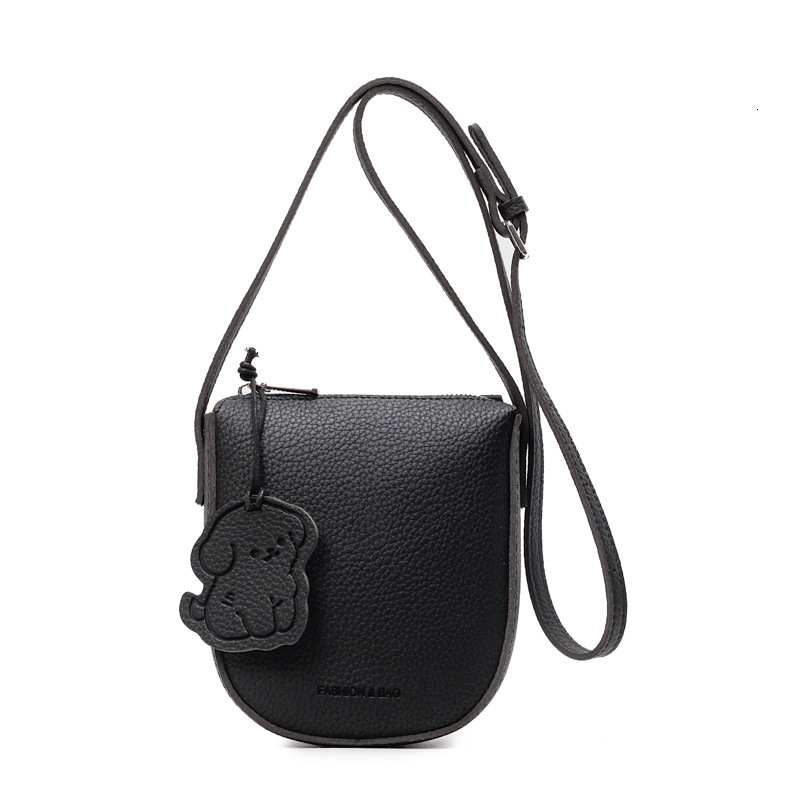 Free shipping designer High-End Versatile Small Bag for Women 2025 New Trendy Shoulder Bag Commuter Bag Simple Casual Crossbody Bag Bucket Bag Trendy