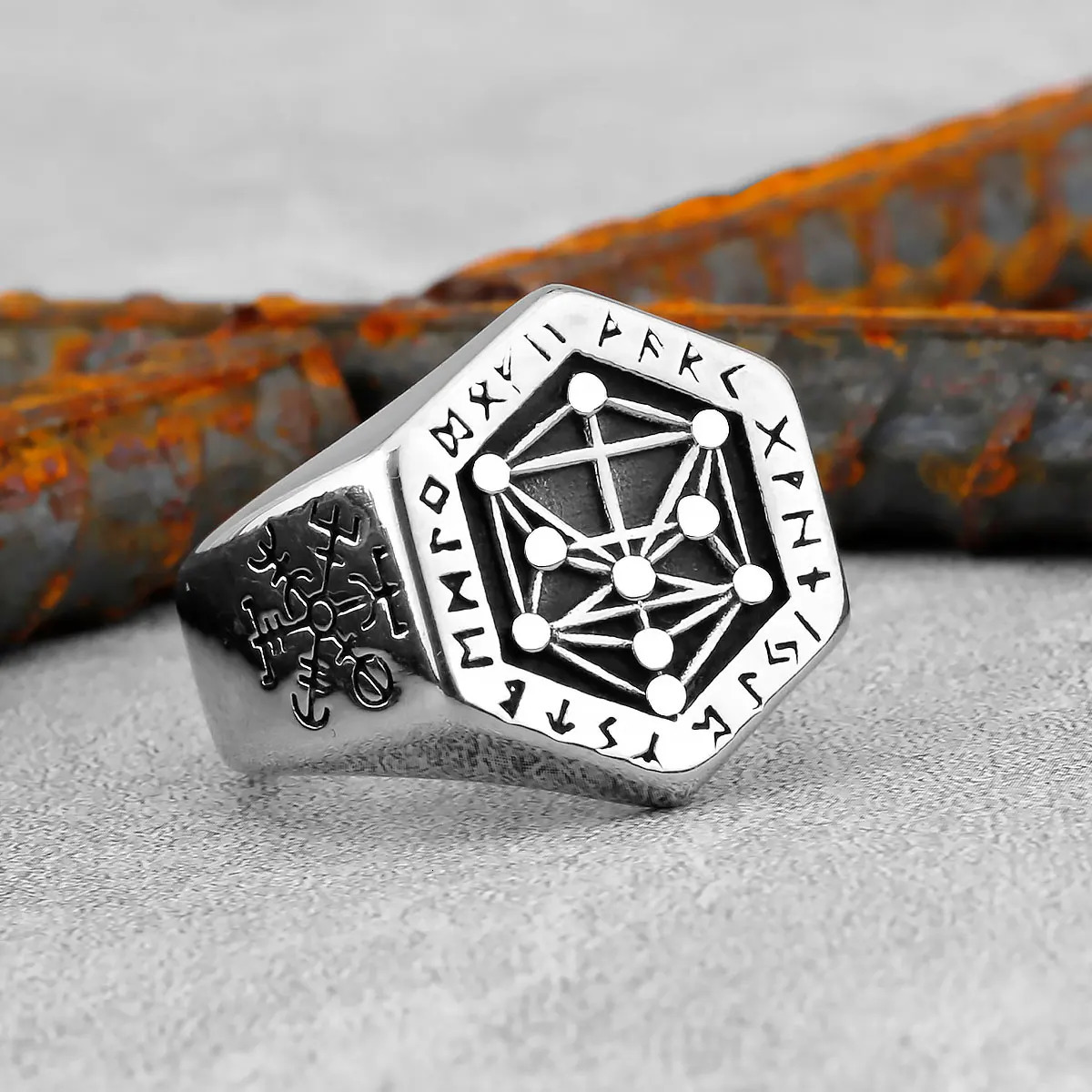 Viking Stainless Steel Tree of Life Viking Compass Ring Vintage Fashion Gifts Jewelry Party for Men and Women 250701