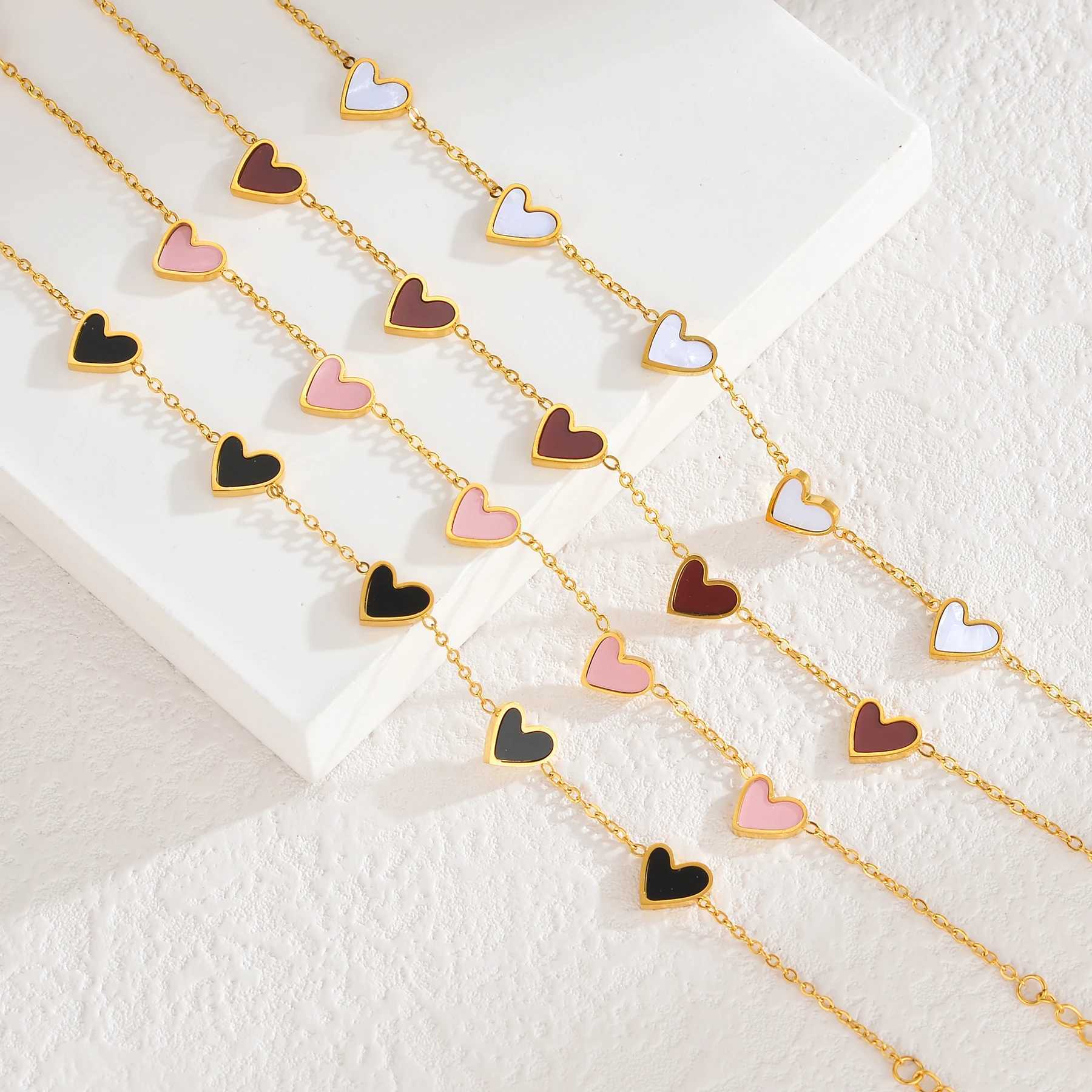 Trend Gold-Plated Stainless Steel Bracelet for Women Multi-Color Oil Drop Heart-Shaped Design Gorgeous Personality Jewelry GiftsXJ250707