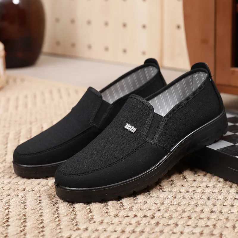 Oversize Cloth Shoes Mens Shoes Flat Old Dad Shoes Breathable Men Single Light Leisure Shoes Non-skid Old Man Walk Shoes Y250707