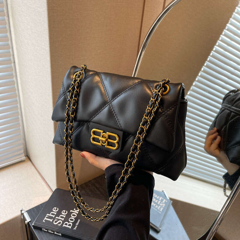 New Quilted Chanel Style For Women 2025 New Chain Single Shoulder Crossbody Leather Texture Small Square Bag