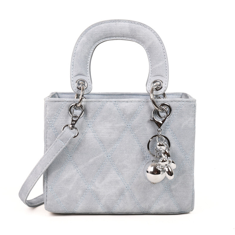 Free shipping designer Quilted Embroidery Small Bag for Women New Autumn Winter Versatile Crossbody Bag Exquisite Mini Handbag Princess Diana Bag