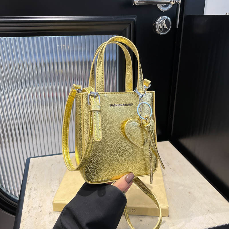 Free shipping designer Summer Simple Niche Silver Handbag Small Bag for Women 2025 New High-end Crossbody Bag Phone Bag