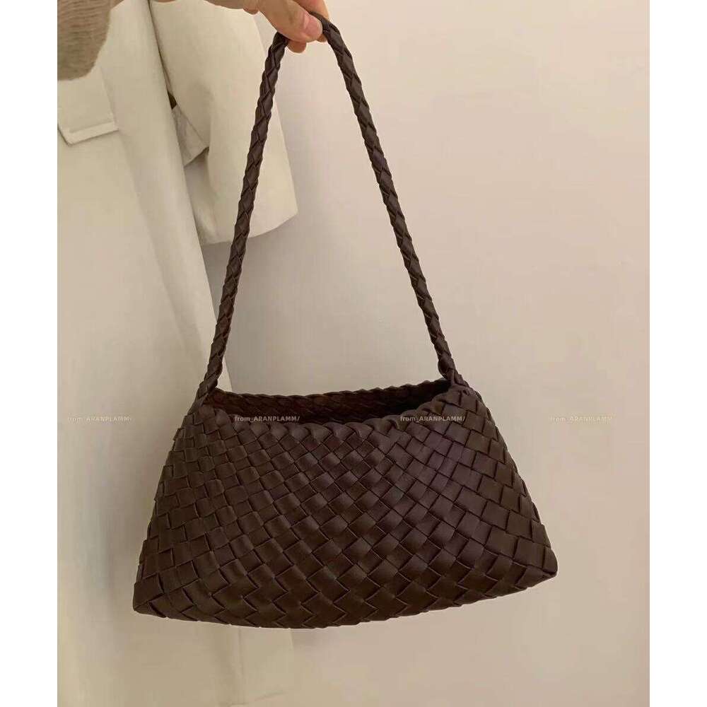 Hot-Selling Retro Hand-Woven High-End French Baguette Underarm Small Boat Niche Bag Fashion Commuter Shoulder Handbag