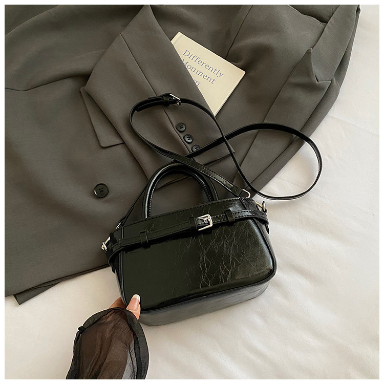 Free shipping designer Fashionable and Stylish Handbag Small Bucket Bag for Women 2025 New Summer Niche High-End Crossbody Bag Handheld Bag