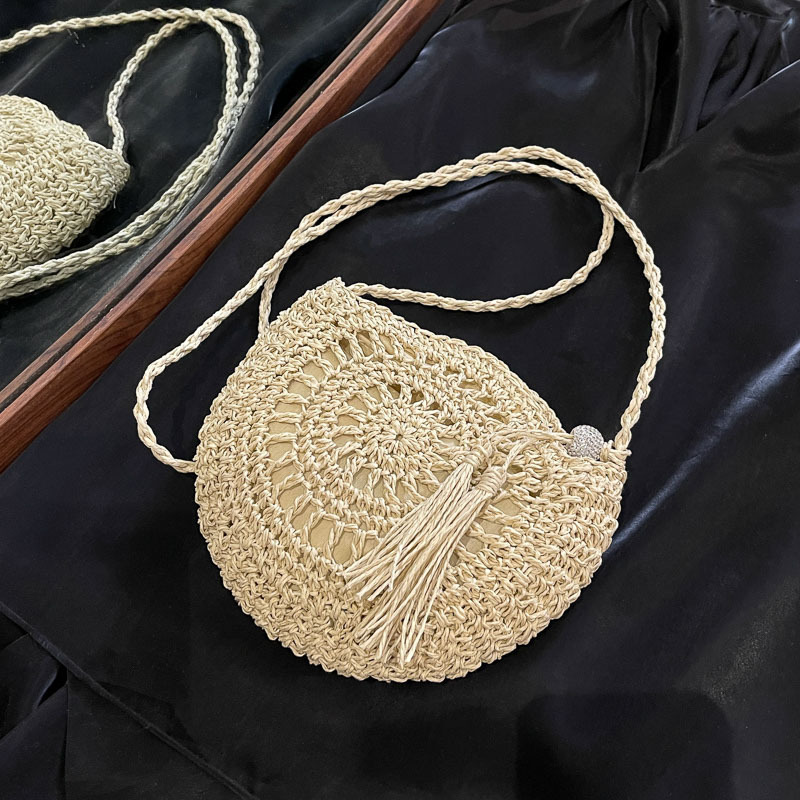 Free shipping designer Woven Small Bag for Women 2025 New Summer Tassel Straw Bag Beach Vacation Shoulder Bag Crossbody Bag Small Round Bag