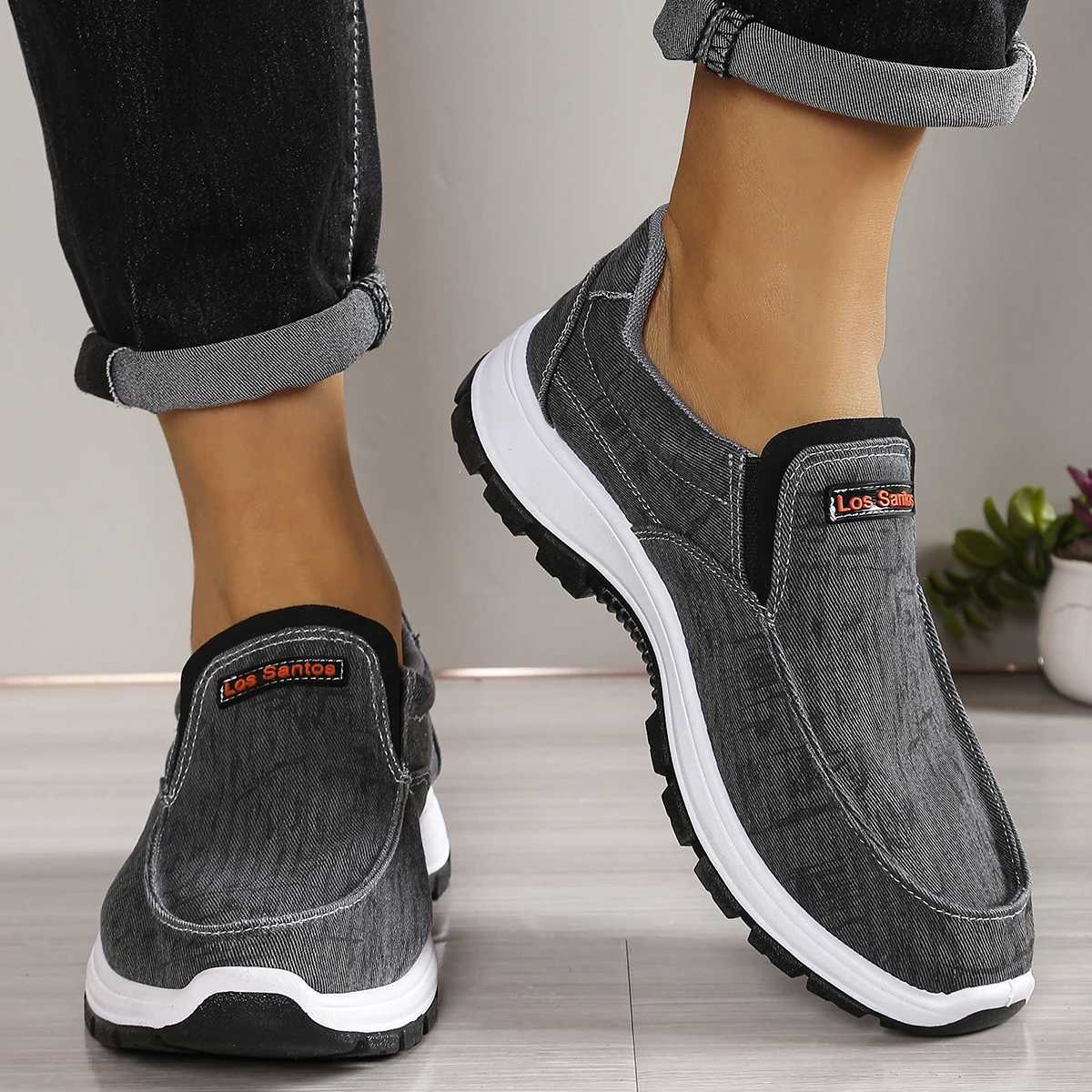 Man shoes Fabric Insole for Sports and Daily Wear Plus Size casual sneakers designer shoes shiping shoe Canvas Loafers Y250707