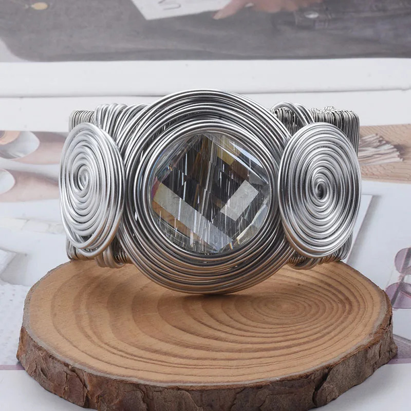 Exaggerated Metal Wire Winding Cuff Bangles Big Brown Rhinestone Heavy Metal Bracelet For Women Personality Jewelry Gifts 250701