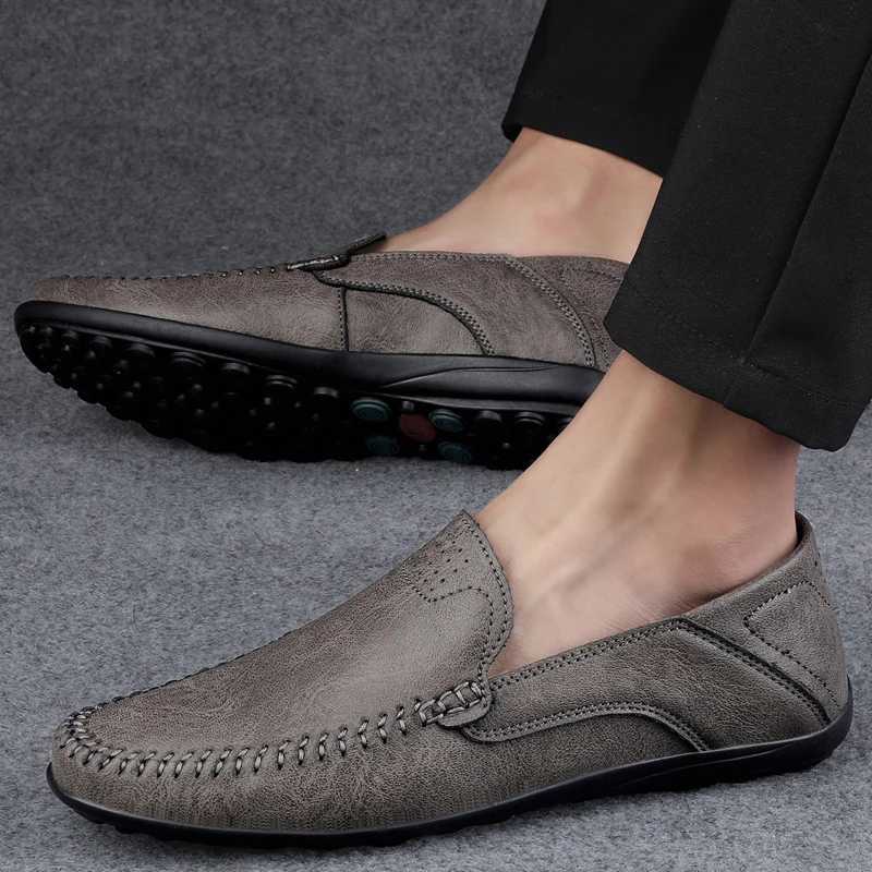 Mens casual leather shoes four seasons plus size soft sole cfort outdoor fion youth business leather shoes driving shoes Y250707