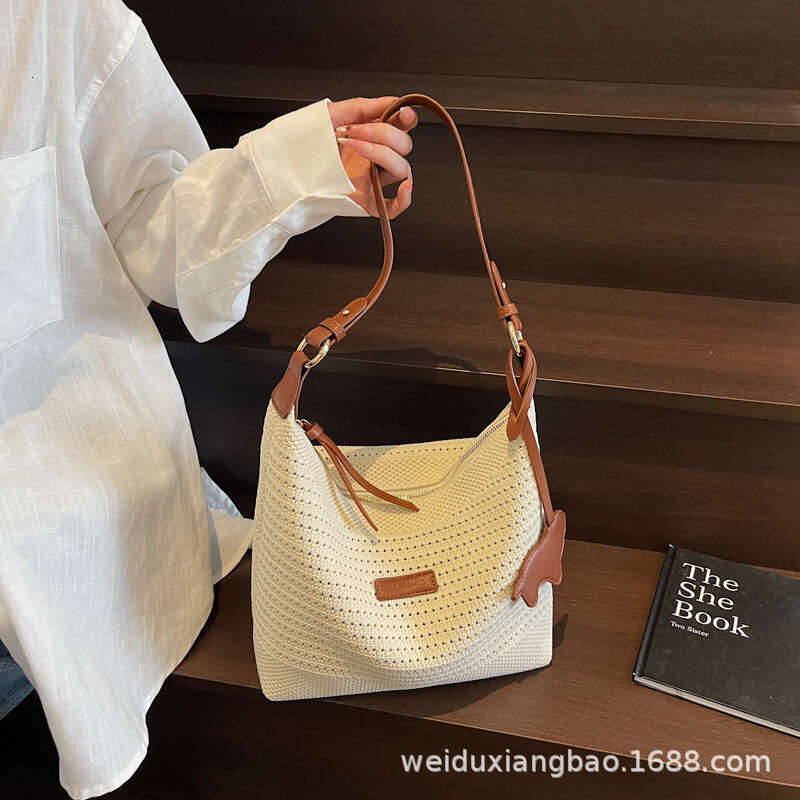 Free shipping designer bag Luxury bag 2025 Summer New Fashion High-Value Tote Women's Large Capacity Woven Straw Shoulder Crossbody Bag