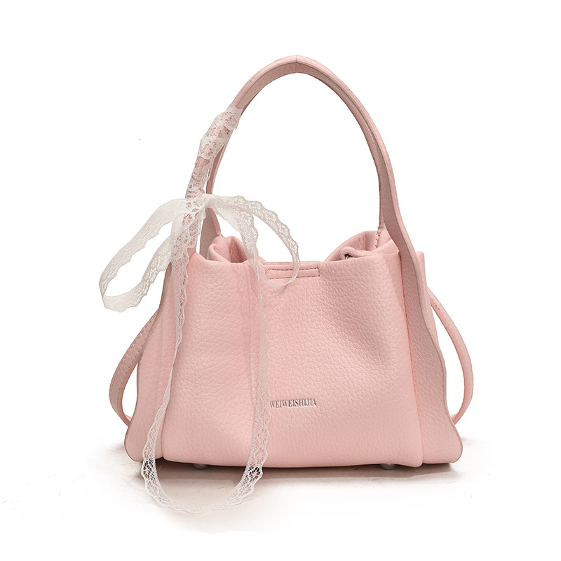 Free shipping designer Handbag Fashion Casual Bucket Bag 2025 Spring New Korean Style Trendy Versatile Shoulder Bag High-end Crossbody Bag
