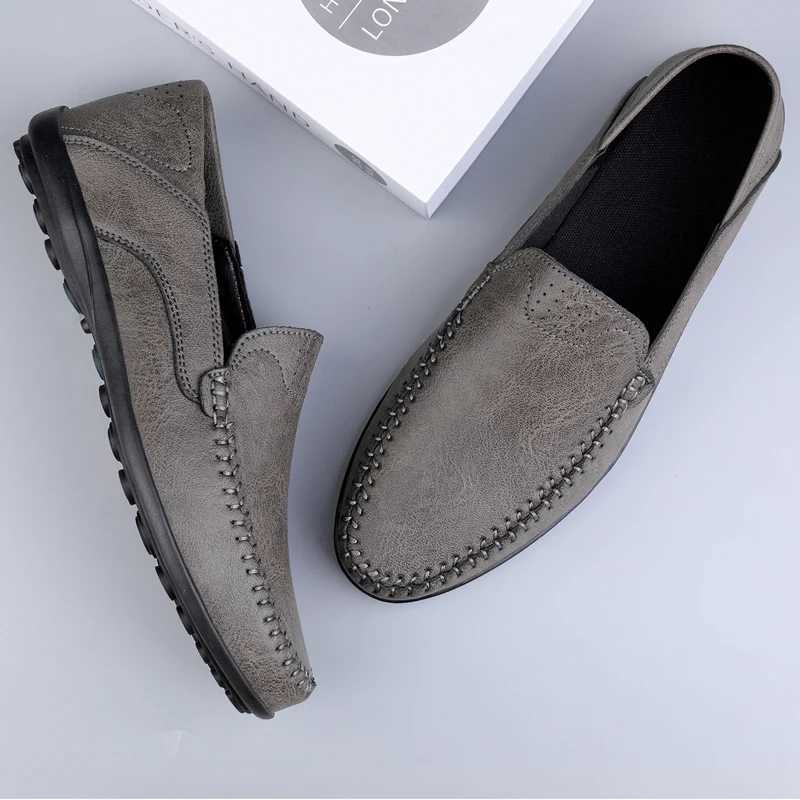 Mens casual leather shoes four seasons plus size soft sole cfort outdoor fion youth business leather shoes driving shoes Y250707