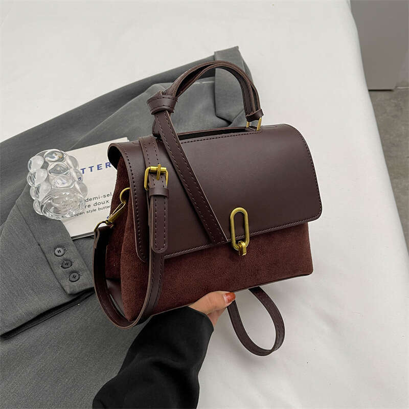 High-end Handbag for Women Autumn Winter 2025 New Trend Versatile Shoulder Retro Niche Crossbody Commuter Bag