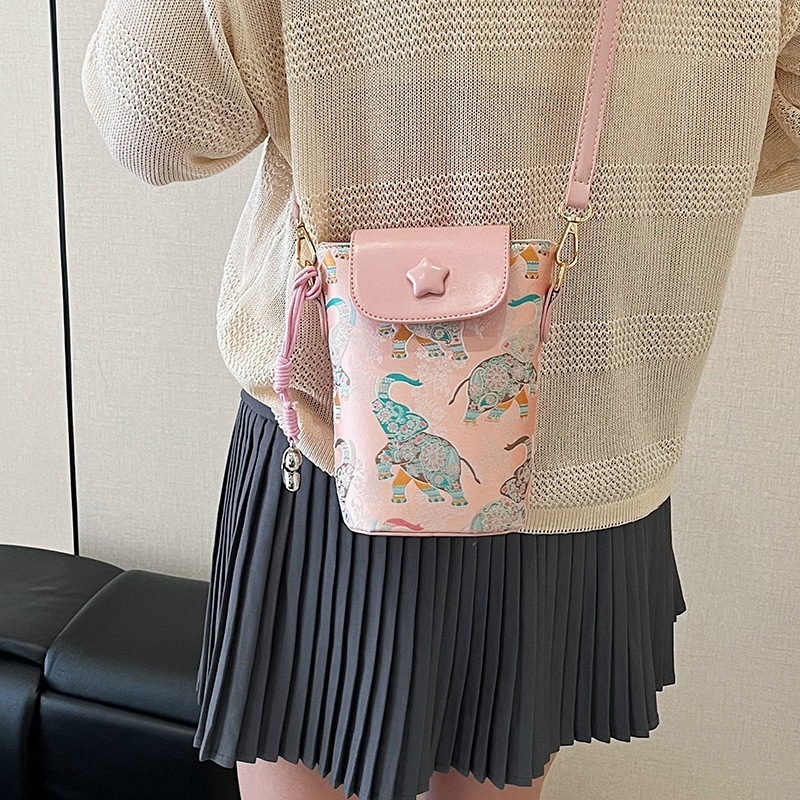 Free shipping designer Summer Summer High-end Crossbody Bag Women 2025 New National Style Bow Print Off-white Phone Bag