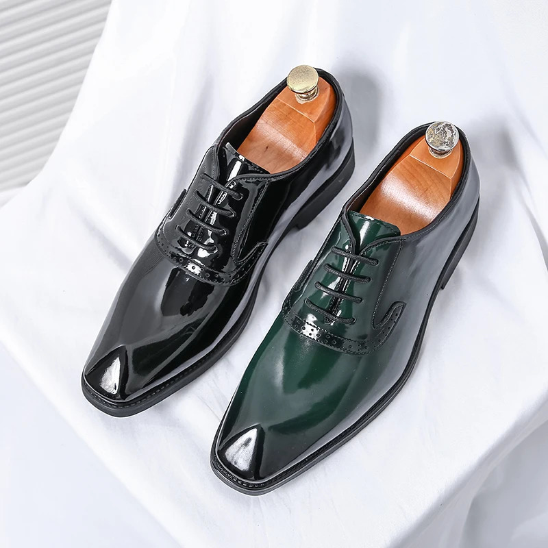 Mens Leather Shoes Patent Leather Mens Shoes Pointed Oxford Wedding Leather Dress Shoes Green Gentleman Office Man Shoes 250703