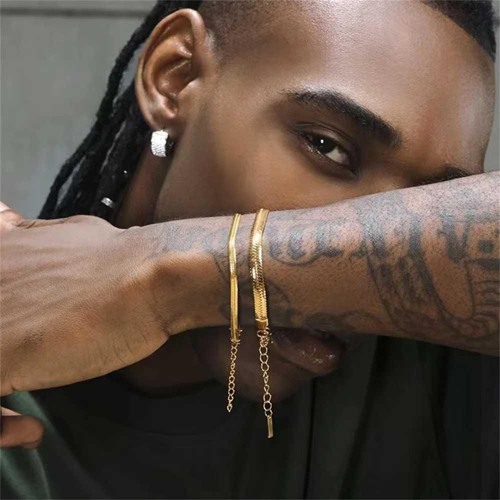 Hip Hop Stainless Steel Bracelet Gold Color Snake Chain Titanium Steel Bracelet for Women and Men Fashion Jewelry Accessories XJ250707