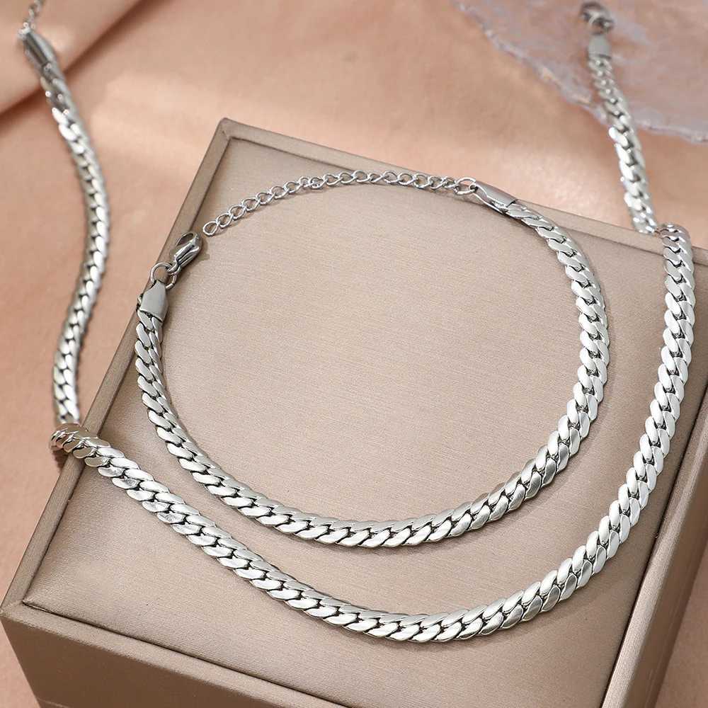 DOTIFI Stainless Steel Simple Flat Cuban Chain Bracelet Necklace Jewelry Set 18k Gold Plated Fashion Thick Chain Fashion Jewelry XJ250707