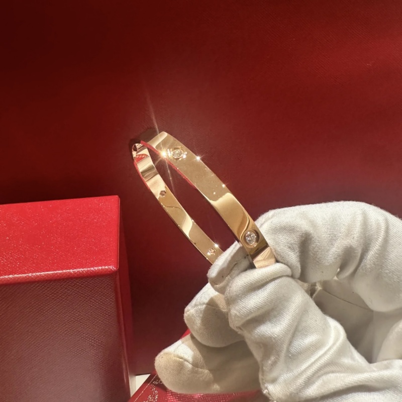 Screw Classic Bracelet Cuff bracelet designer nail bracelet for Men and Women Jewelry Wristband Women Bracelet for Birthday Gift