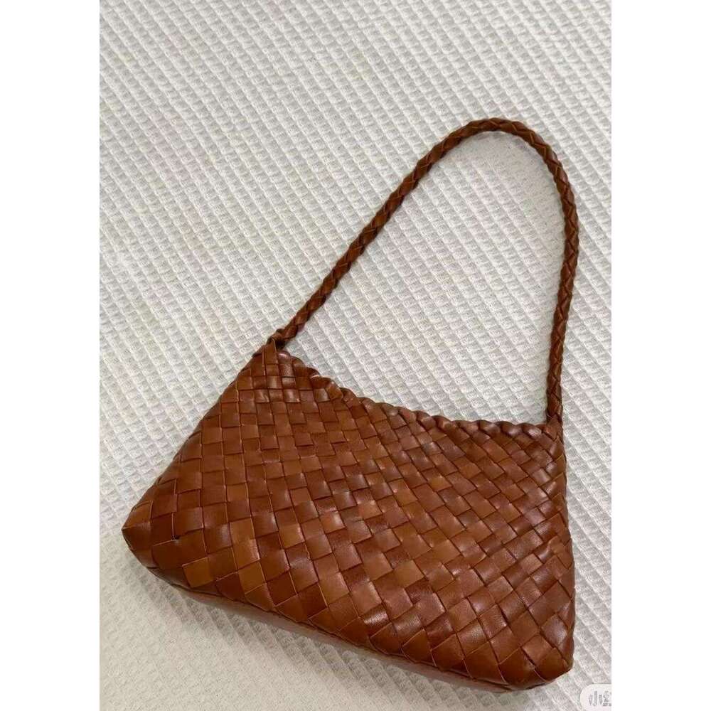Hot-Selling Retro Hand-Woven High-End French Baguette Underarm Small Boat Niche Bag Fashion Commuter Shoulder Handbag