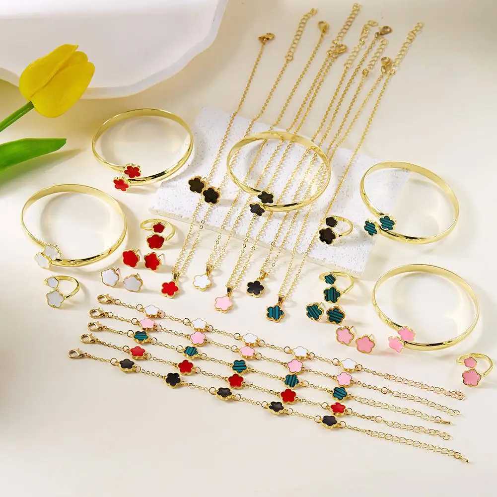 5Pcs/Set Jewelry Alloy Five 316L Bracelets For Women Elegance French Niche Necklaces Bracelets Earrings Girl GiftsXJ250707