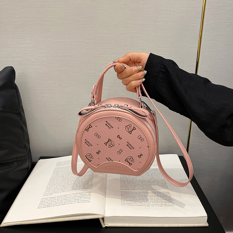 Free shipping designer Summer High-End Light Luxury Niche Office Small Tote Bag for Women 2025 New Crossbody Bag Phone Bag
