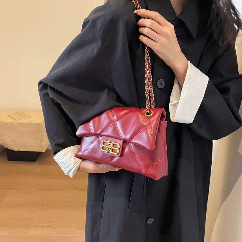 New Quilted Chanel Style For Women 2025 New Chain Single Shoulder Crossbody Leather Texture Small Square Bag