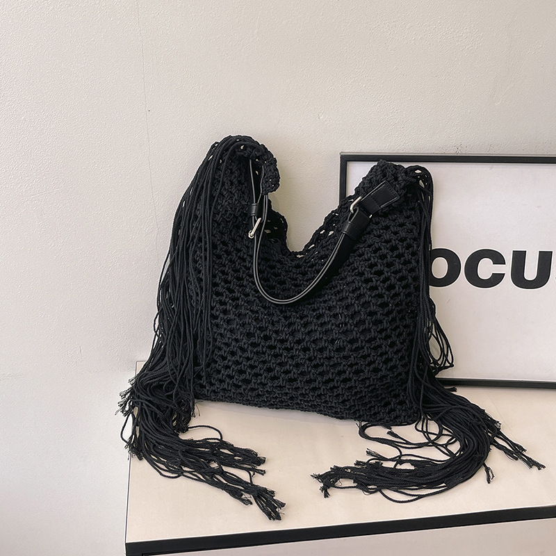 Free shipping designer Hand-woven Bag Women 2025 New Trendy Fashion Beach Vacation Shoulder Bag Large Capacity Popular Tote Bag