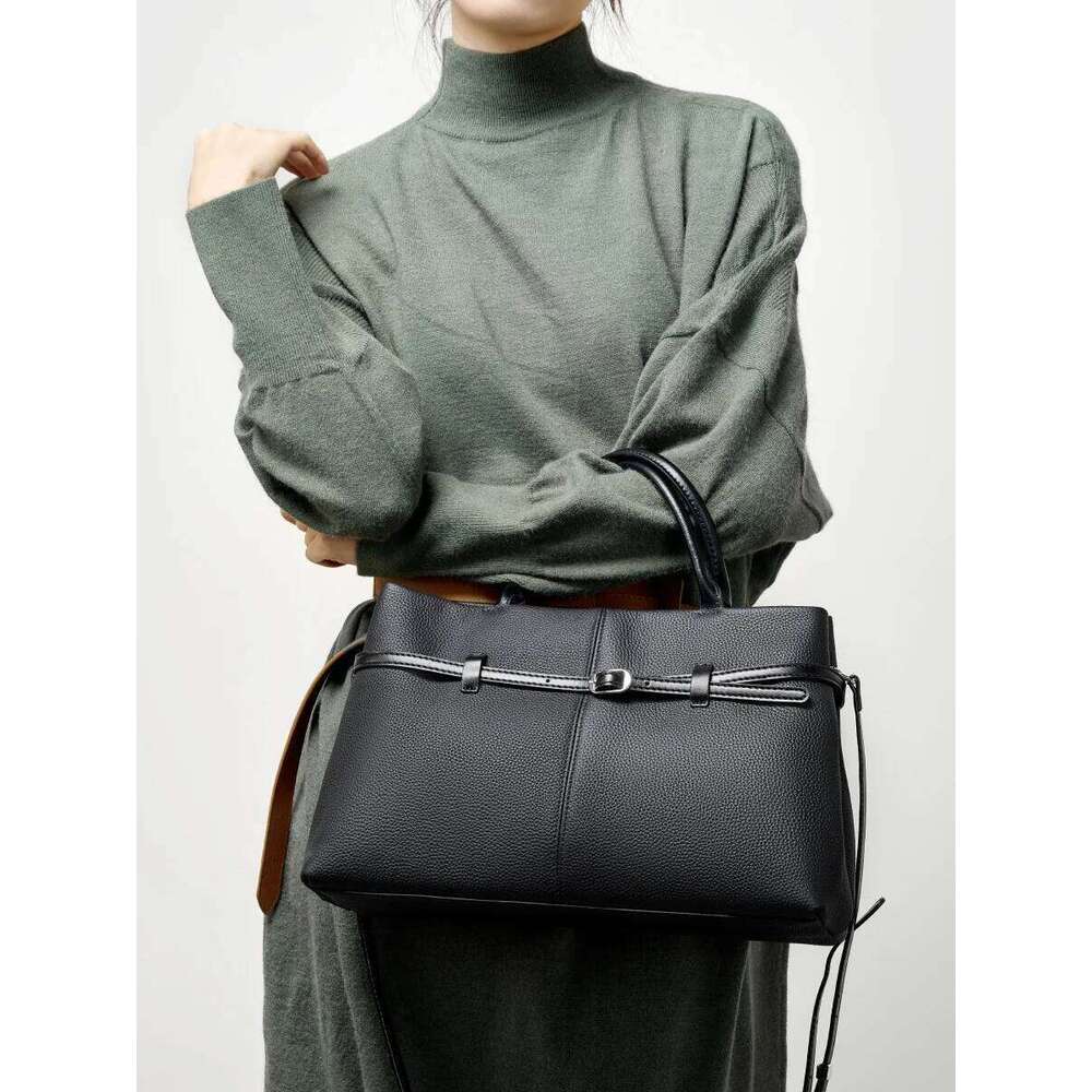 Bags Designer Retro Tote Large Capacity Suede Crossbody Fashion Commuting Women's Shoulder Bag Handbag