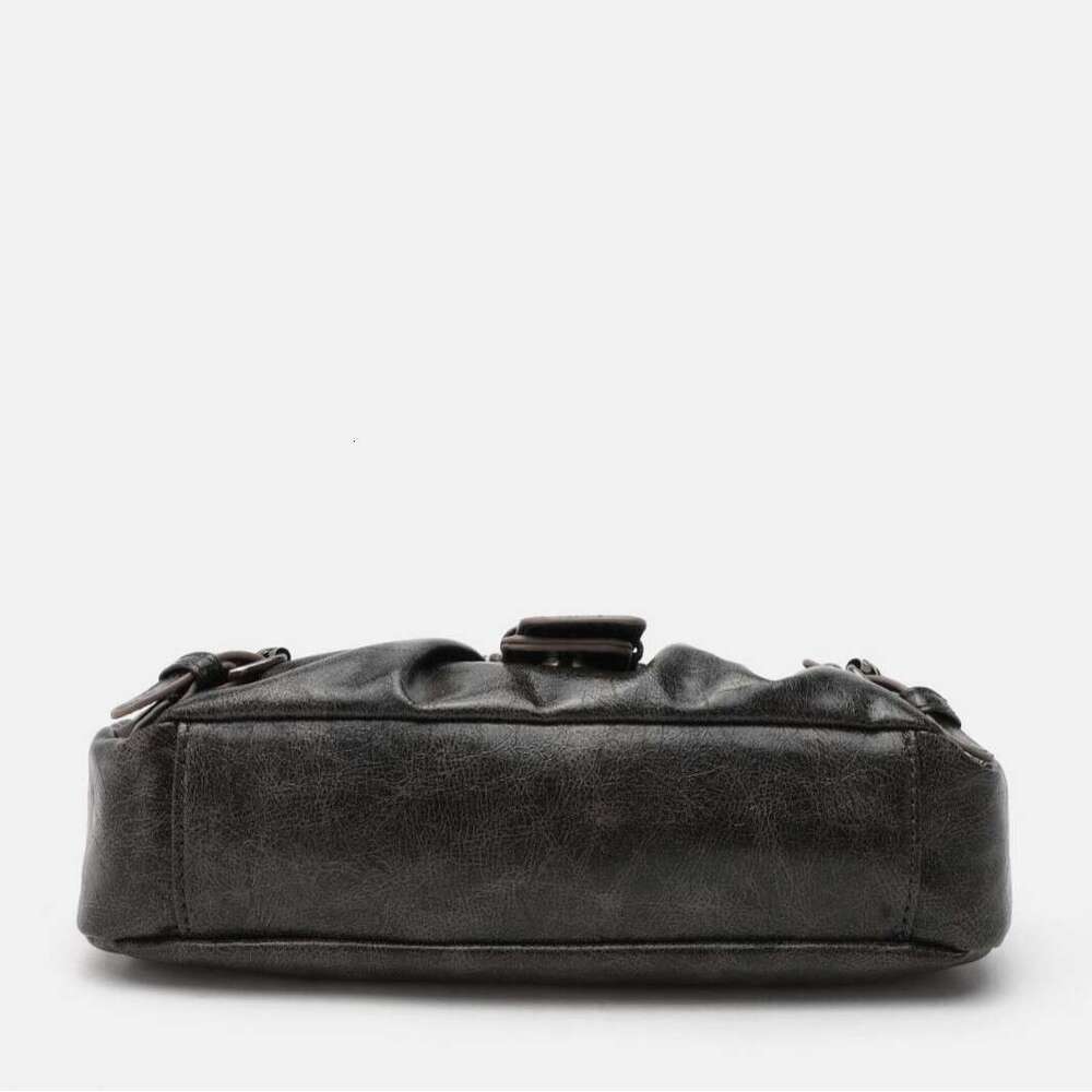 Shoulder bag crossbody bag retro style 2025 women's new hot girl motorcycle bag wasteland style worn out