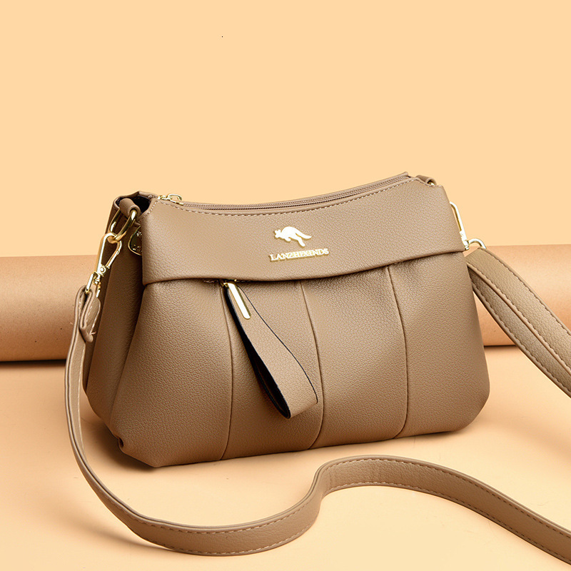 Blue Heart Kangaroo Middle Aged Mom Bag 2025 Designer New Granny Women's Bag Large Capacity Crossbody Bag Fashion Small Bag