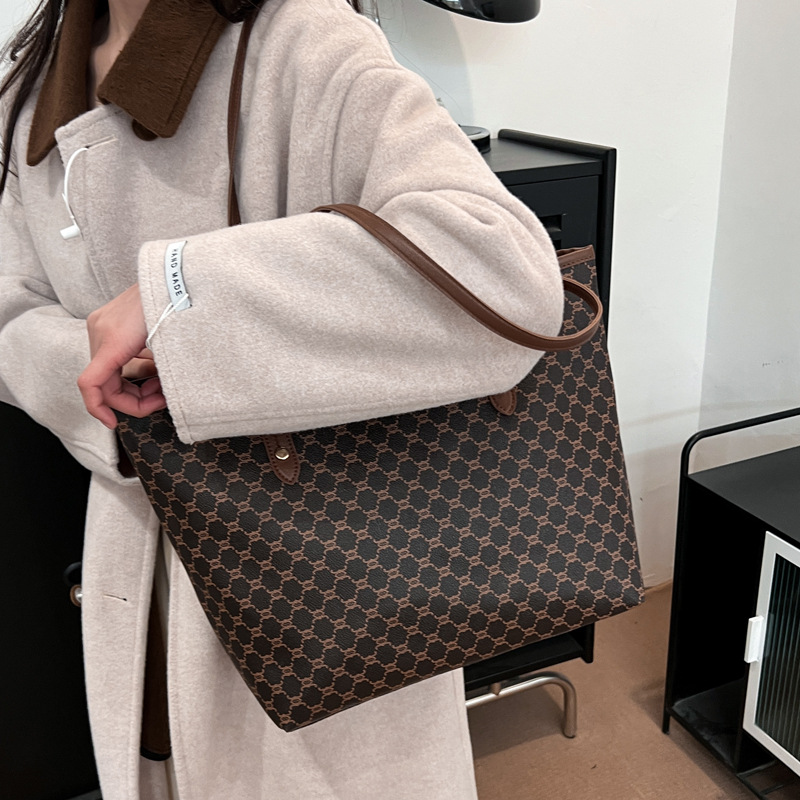 2025 Hot - Selling Minimalist & Stylish Large - Capacity Tote Bag for Women - Commute - Ready, Spacious Single - Shoulder Handbag