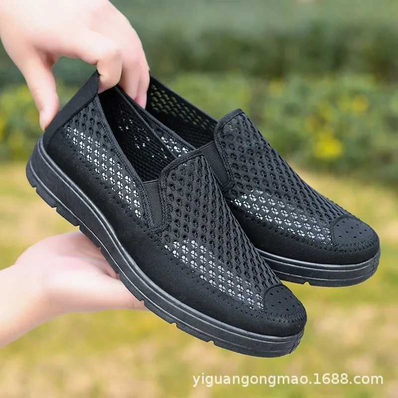 2023 Summer Men Shoes Mesh Breathable M Casual Flats Shoes Slip On Men Loafers Non-Slip Work Shoes Y250707