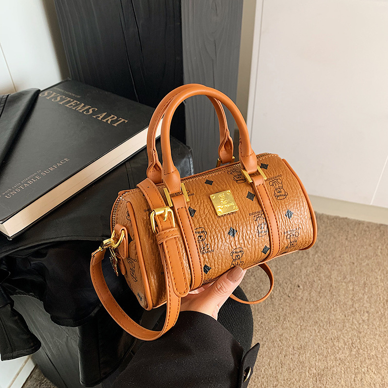 Free shipping designer Boston Bag for Women New Autumn Winter Versatile Shoulder Bag Commuter Crossbody Bag Textured Niche Handbag Pillow Bag