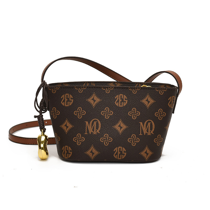 Free shipping designer Exquisite Super Popular White Three-Color Bag for Women 2025 New Summer Versatile Crossbody Bag Small Bag High-End Mini Bucket 