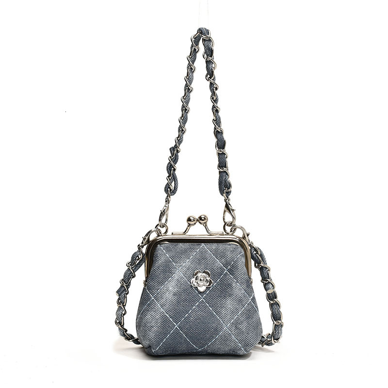 Free Shipping Designer Chanel Style Quilted Chain Crossbody Bag Women's New Versatile Fashion Simple Clutch Bag Luxury Mini Handbag