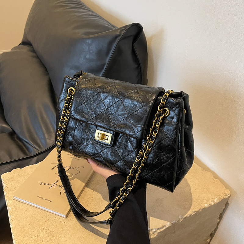 Free shipping designer Red Bag Wedding Bride Bag New Large Capacity Tote Bag High-end Chain Crossbody Bag Shoulder Bag