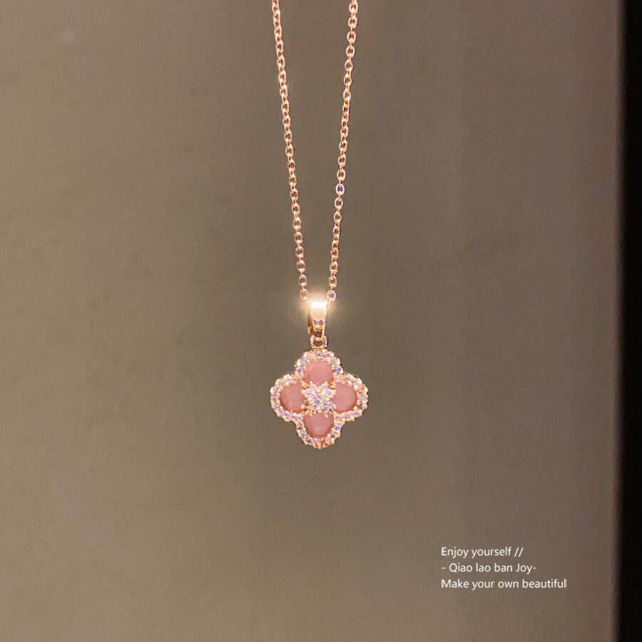 designer necklace Zircon Shell Rhombus Flower Pendant Elegant Versatile Fashion Collarbone Chain Light High-End Sense Necklace