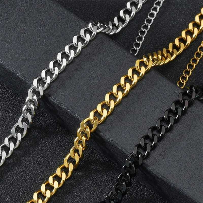 2023 New Fashion Gold Color Stainless Steel Bracelets Bangles Hip Hop Cuban Chain Bracelet for Women Jewelry Gifts XJ250707